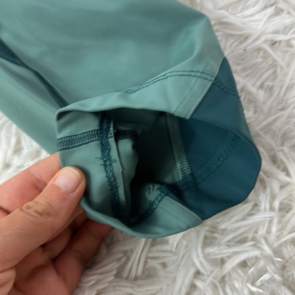 🔥$SALE$🔥 Lululemon Wake & Train Tight Green Jasper / Frosted Pine - Picture 4 of 8